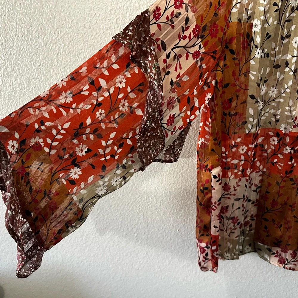 Grace & Lace | Boho Patchwork Flowy Ruffle Long Sleeve Floral Blouse Size Small - Picture 5 of 11